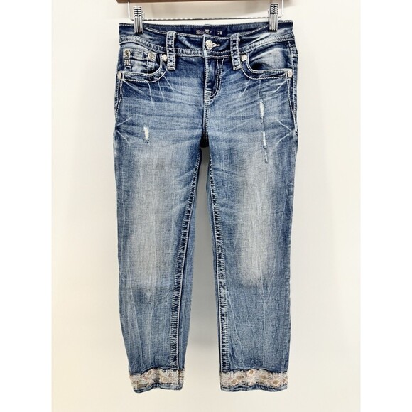 Miss Me Mid Rise Capri Women’s Size 25 Distressed & Bejeweled Beaded Jeans - Picture 2 of 16